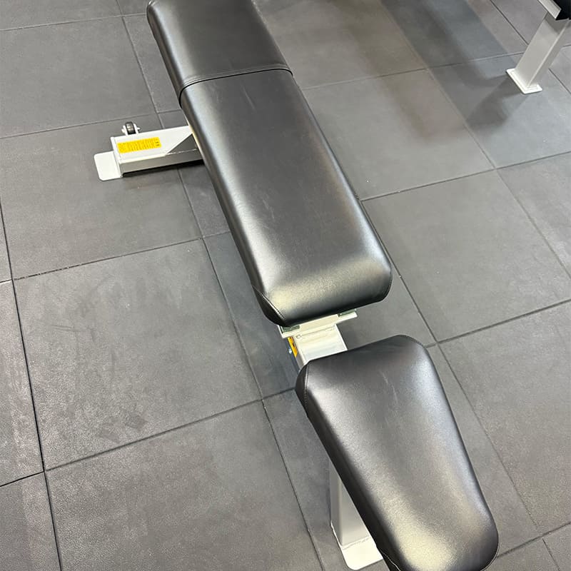 アジャスタブルベンチ